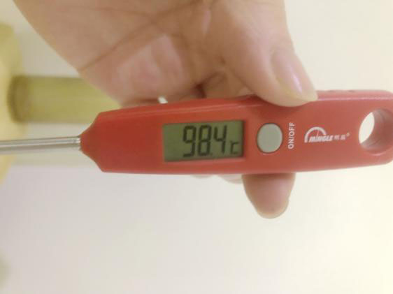 速冷降温杯评测：降温原理、材质安全与性能深度解析